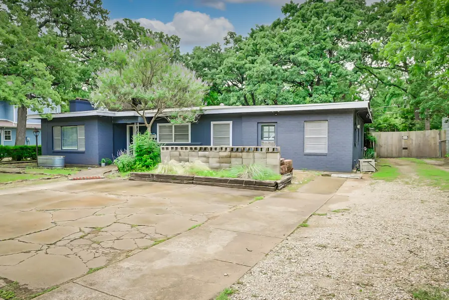 1122 W Park Row Drive, Arlington, TX 76013 - #3