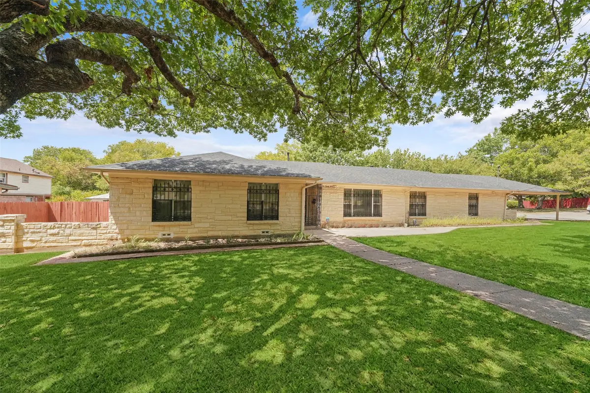 223 N Crest Street, Lancaster, TX 75146 - #1