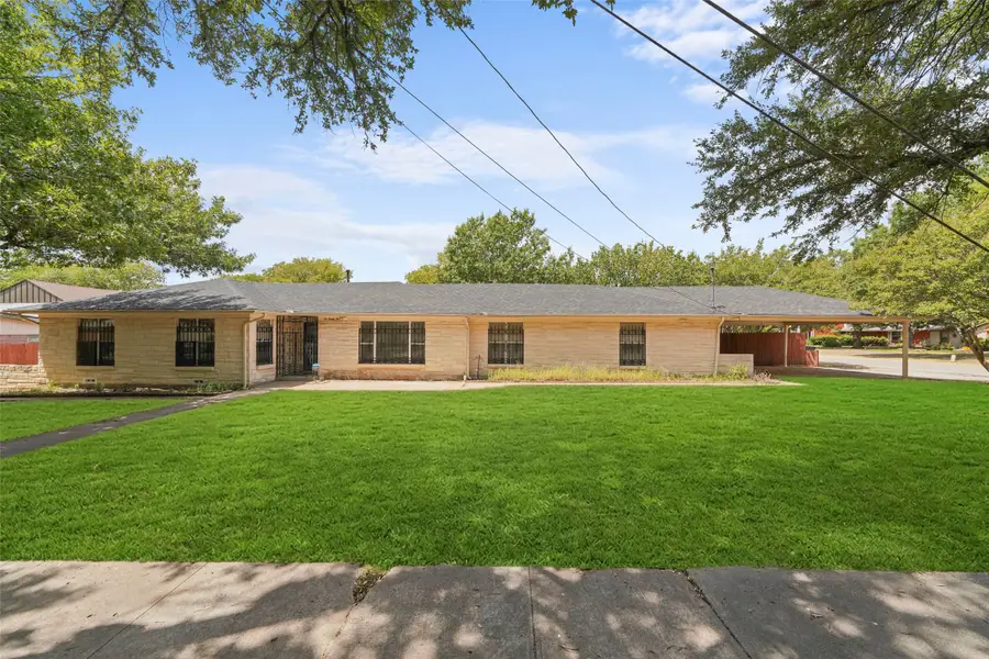223 N Crest Street, Lancaster, TX 75146 - #2