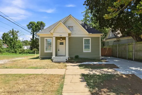 308 N 5th Avenue, Denison, TX 75021