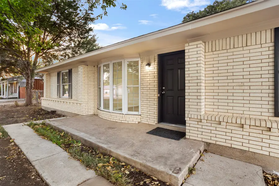 509 E Williamsburg Manor, Arlington, TX 76014 - #2