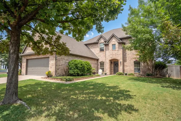 304 Creekside Trail, Argyle, TX 76226