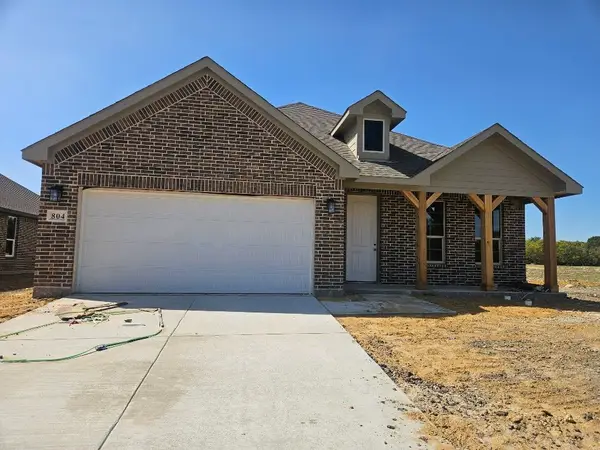804 Silverleaf Drive, Ennis, TX 75119