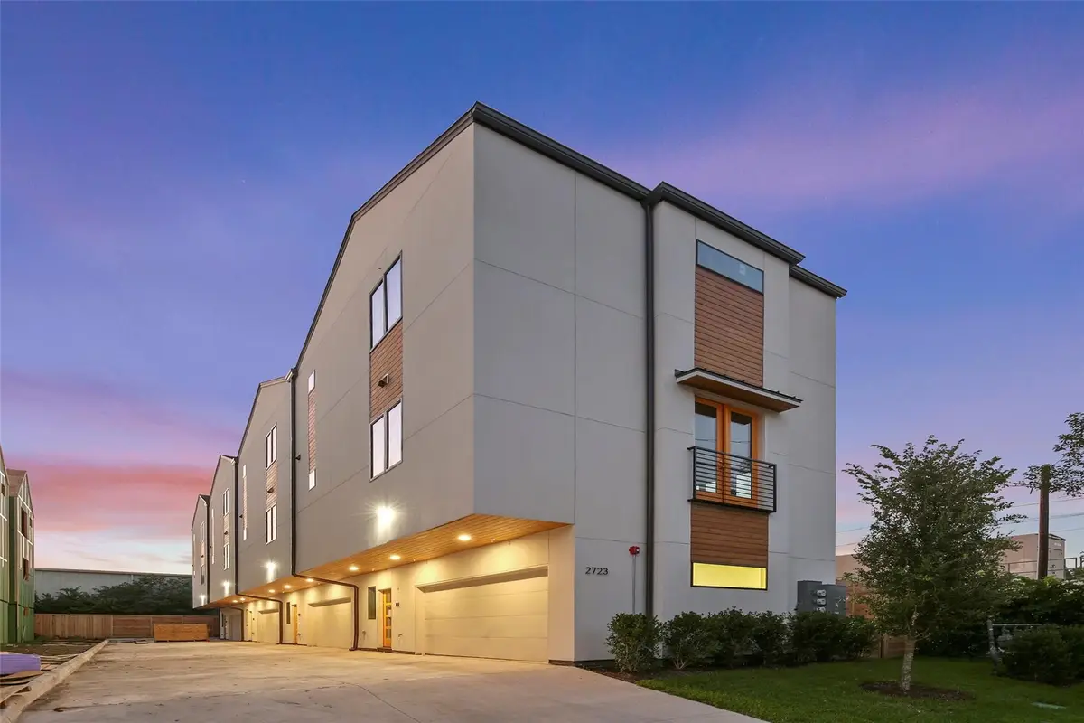 2723 Kimsey Drive #104, Dallas, TX 75235 - #1