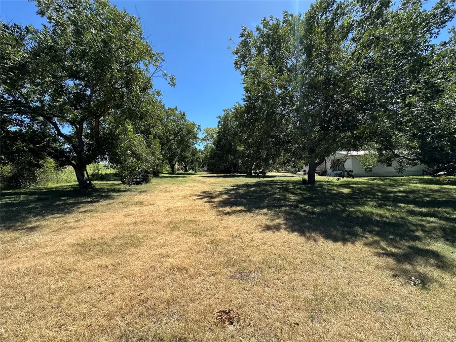 1001 Highway 36, Comanche, TX 76442 - #3