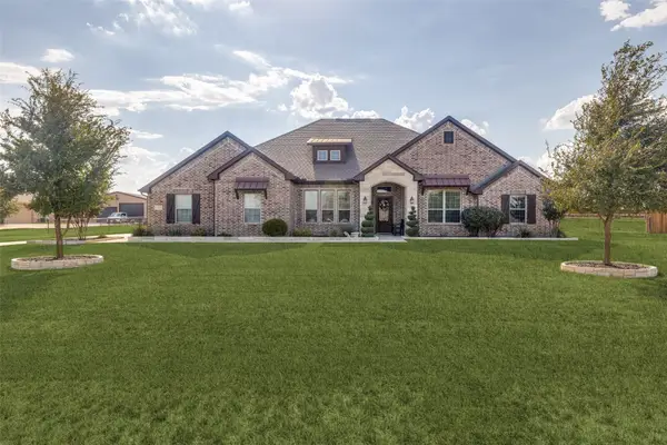 110 High Ridge Court, Decatur, TX 76234