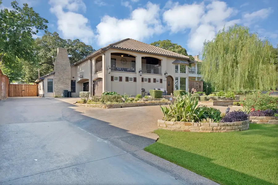 306 E Rochelle Boulevard, Irving, TX 75062 - #3