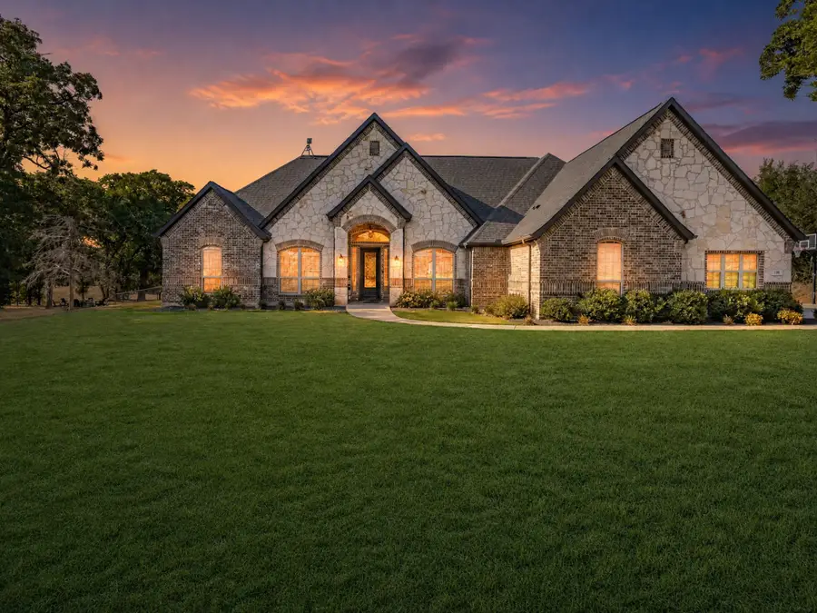 128 Paradise Oaks Court, Paradise, TX 76073 - #2