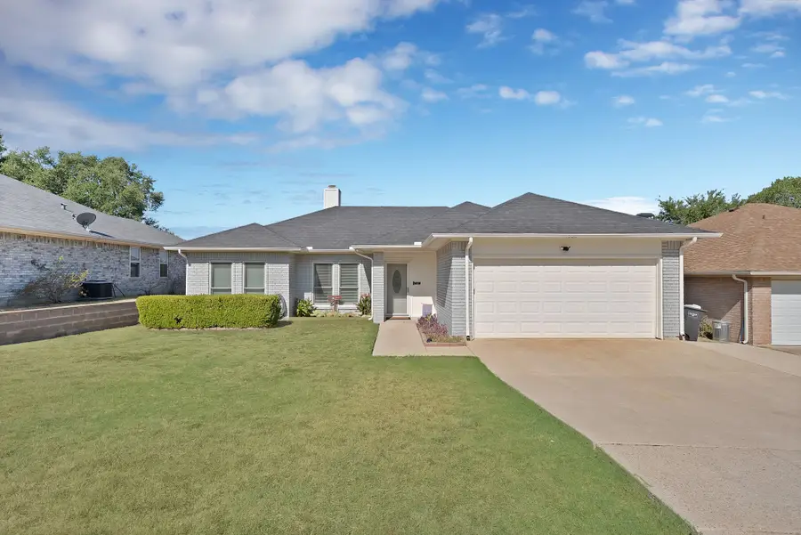 4925 Saint Thomas Place, Fort Worth, TX 76135 - #2