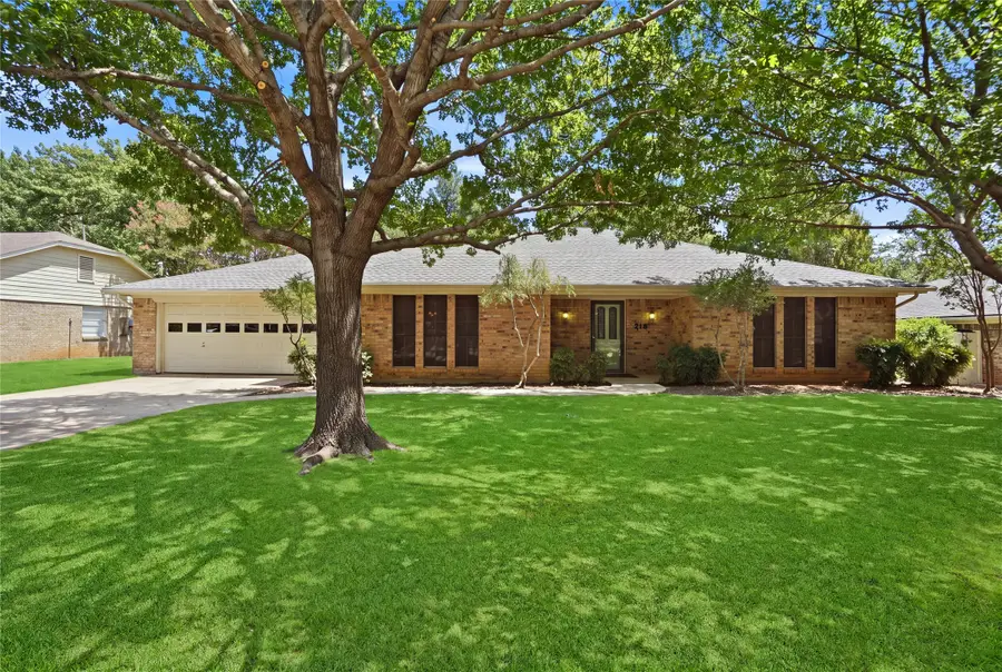 314 Brookside Drive, Grapevine, TX 76051 - #2
