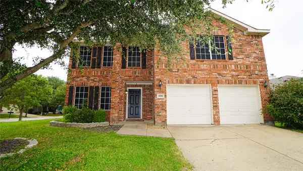 4006 Collin Court, Heartland, TX 75126