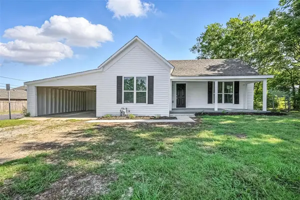 412 3rd Street, Whitesboro, TX 76273