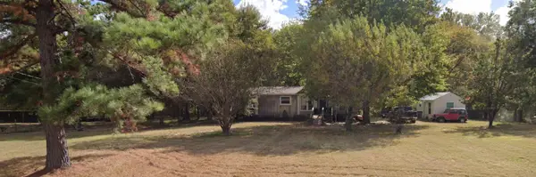 58 Creek Point Drive, Huntsville, TX 77320