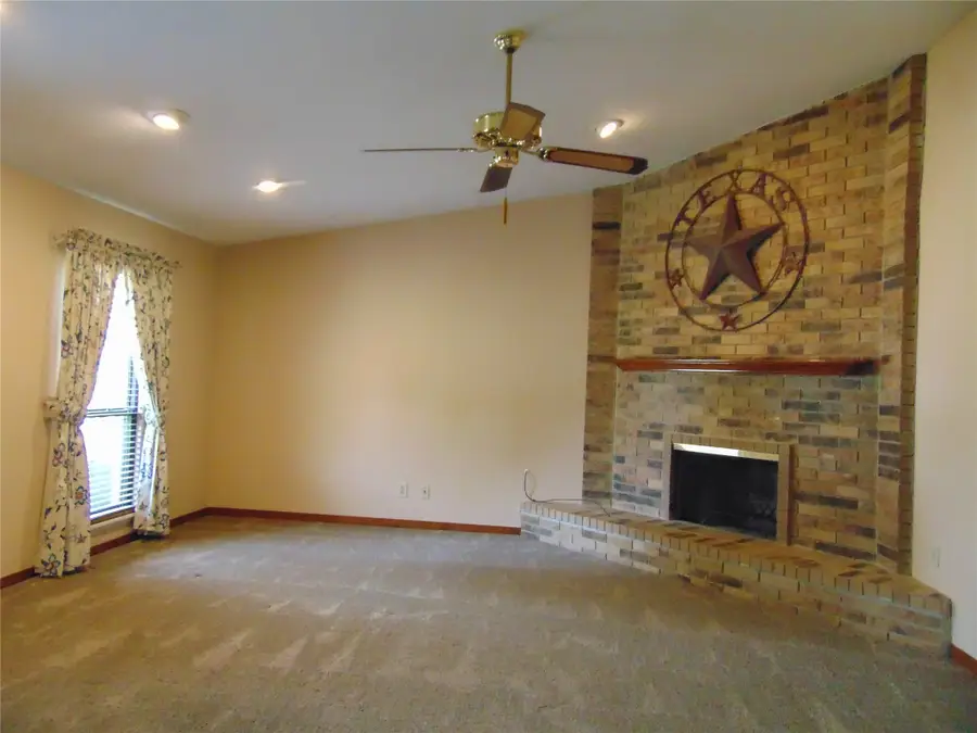 1110 Meandering Way, Mesquite, TX 75150 - #2