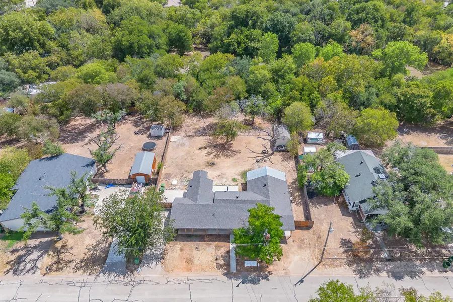 307 Ross Avenue, Glen Rose, TX 76043 - #3