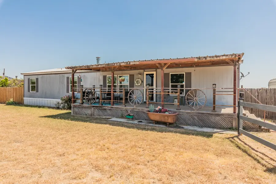 157 Judge Court, New Fairview, TX 76078 - #2