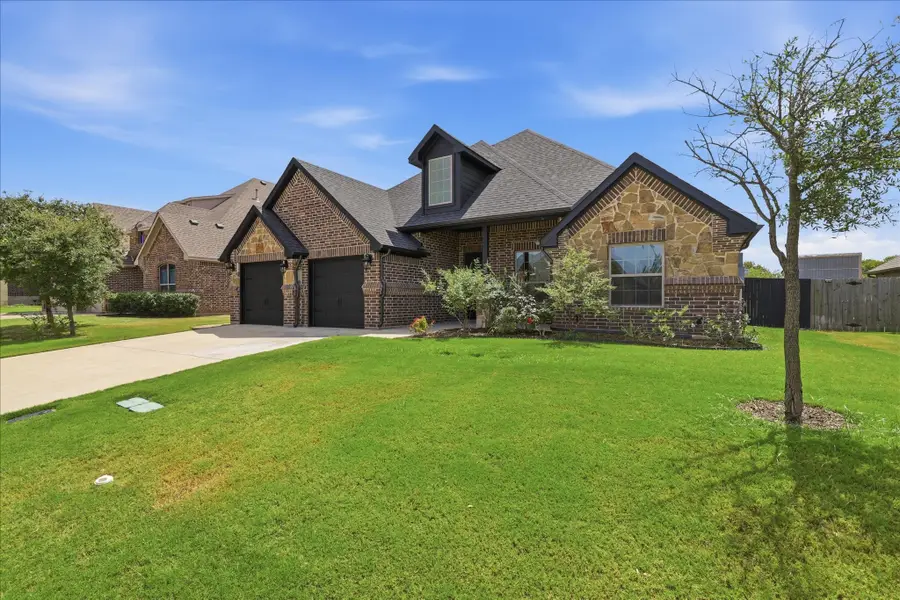 715 La Paloma Road, Sanger, TX 76266 - #3