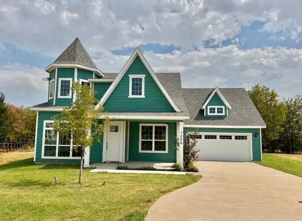 1356 Orange Blossom Court, Gainesville, TX 76240