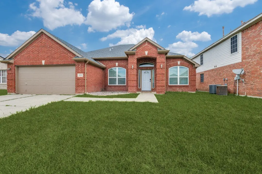 409 Creek Point Lane, Arlington, TX 76002 - #1