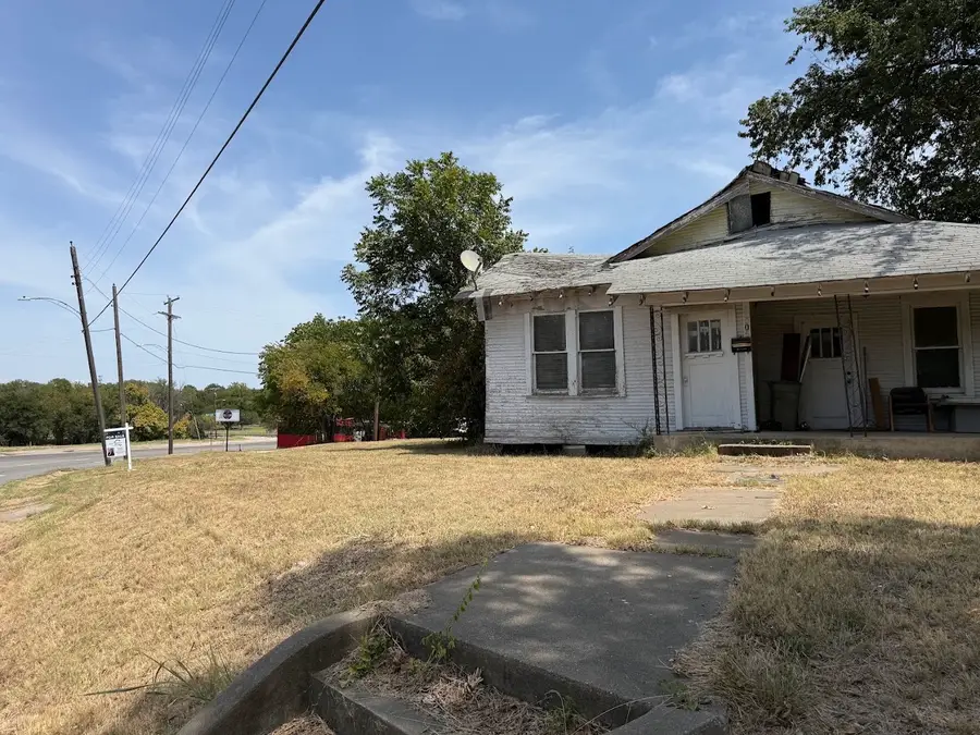 503 Abbott, Hillsboro, TX 76645 - #2