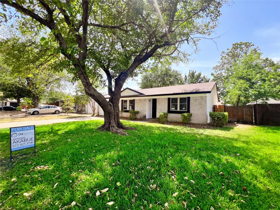 2213 E Biscayne Drive, Irving, TX 75060 - #2