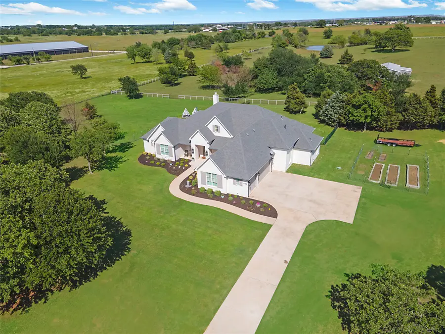 2600 New Hope Road, Cross Roads, TX 76227 - #2