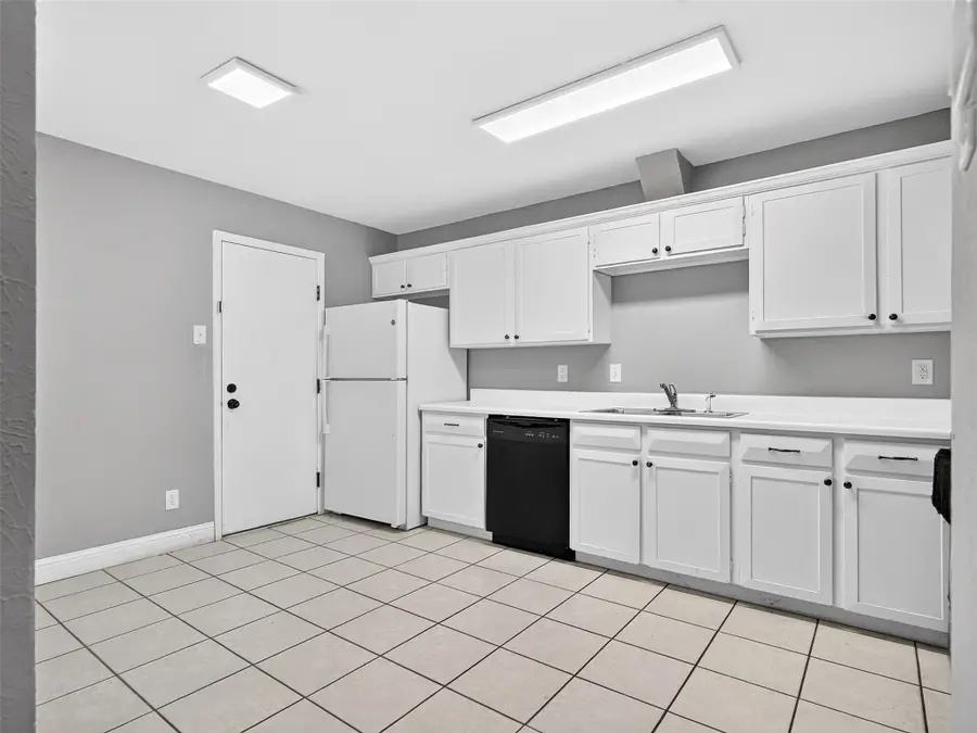 817 Pebble Beach Drive, Garland, TX 75043 - #3