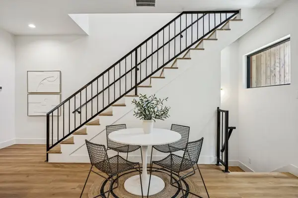2147 Mail Avenue #101, Dallas, TX 75235