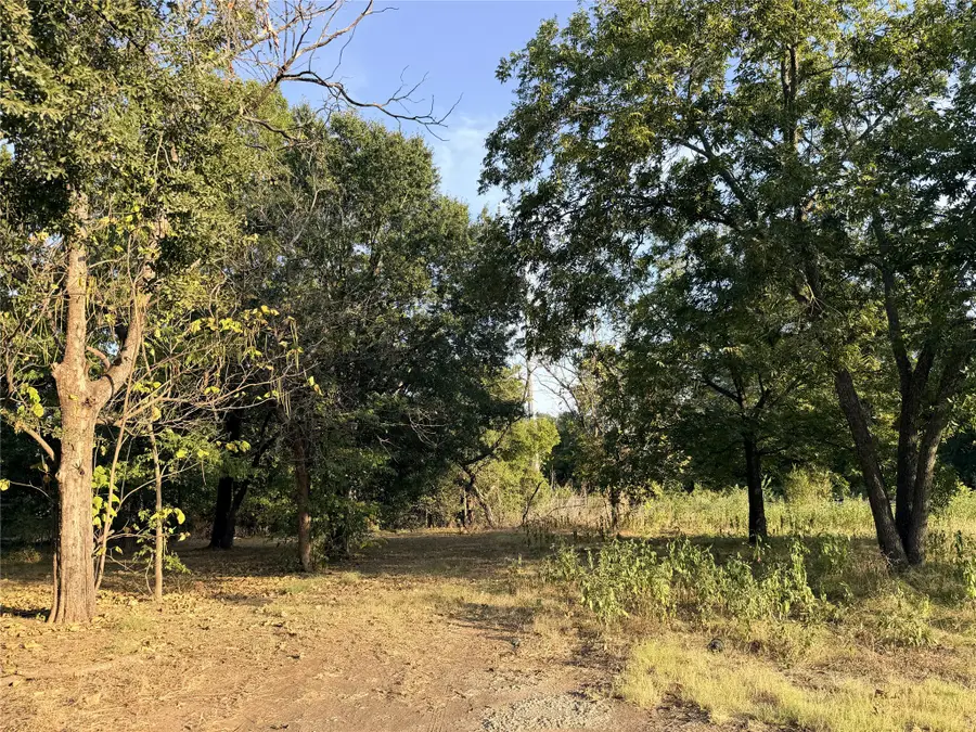 111 E Rob Avenue, Corsicana, TX 75110 - #2