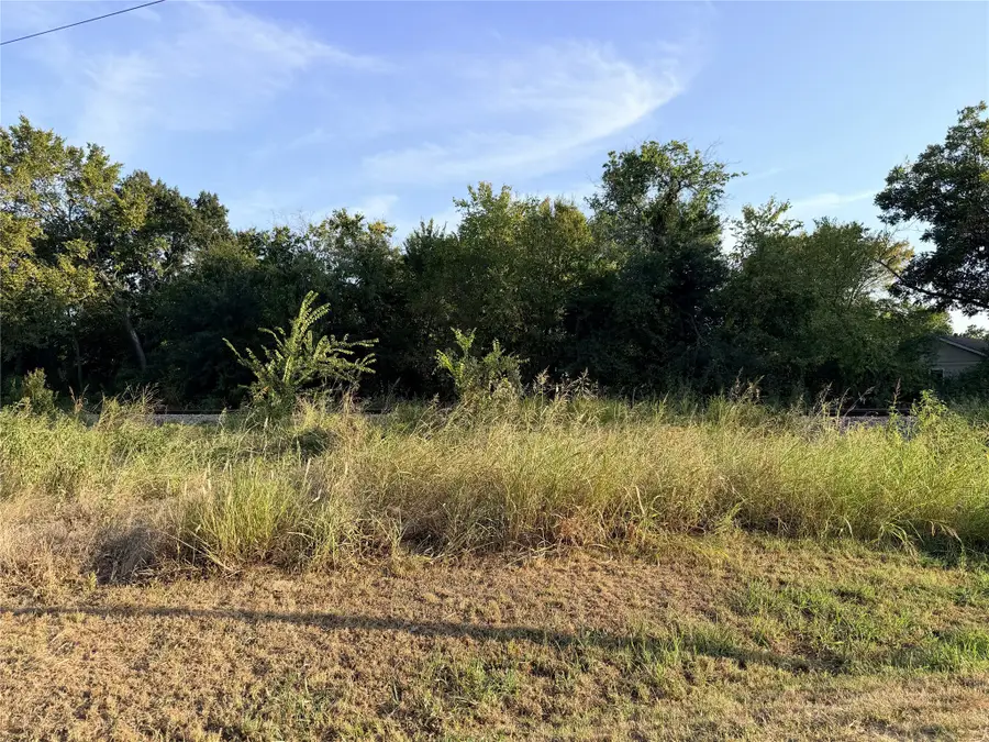 111 E Rob Avenue, Corsicana, TX 75110 - #3