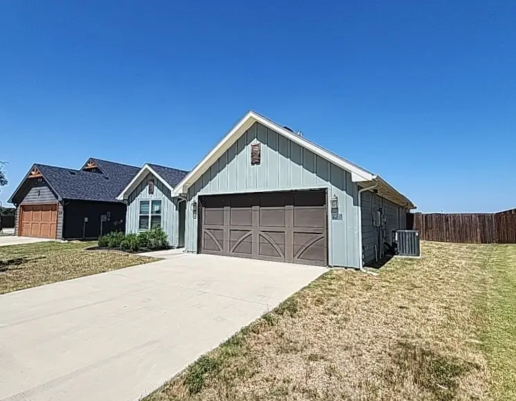 905 Rodgers Avenue, Godley, TX 76044 - #3