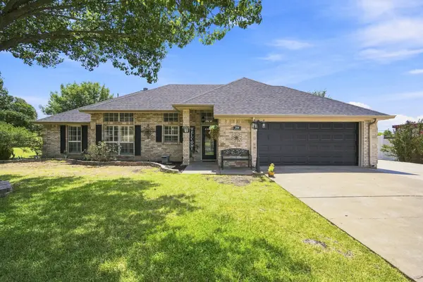 204 Cloverdale Street, Hillsboro, TX 76645