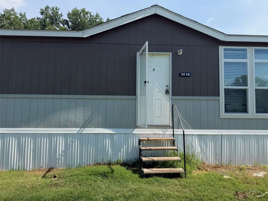 5619 Arkansas Trail, Granbury, TX 76048 - #2