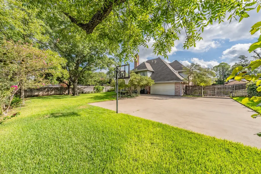 1500 Arrowhead Drive, Pantego, TX 76013 - #3