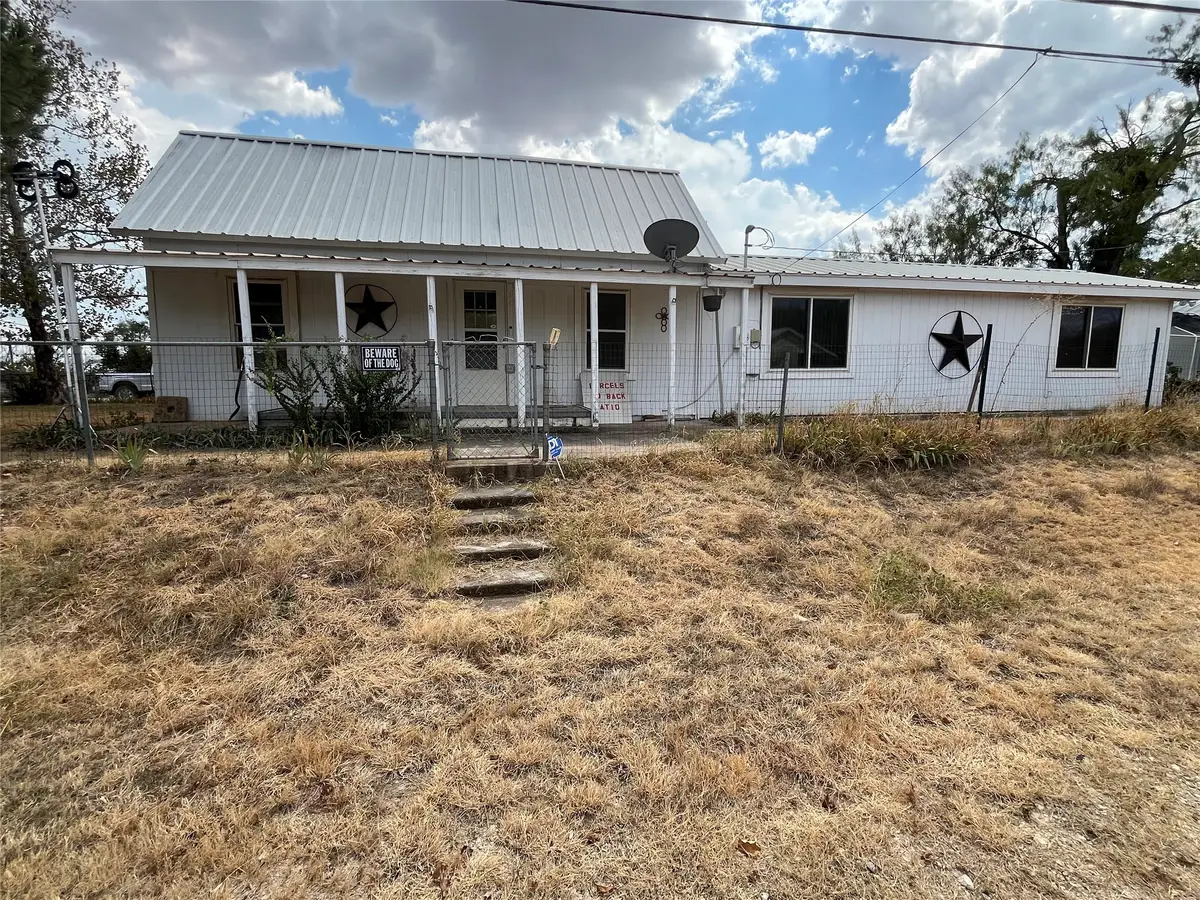 541 E 3rd Street, Baird, TX 79504 - #1