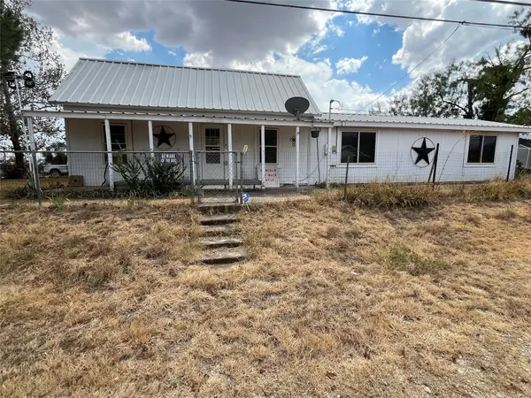 541 E 3rd Street, Baird, TX 79504
