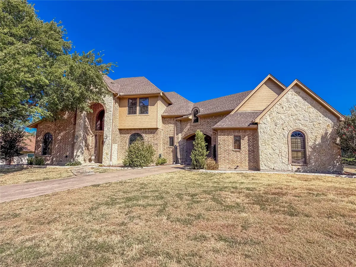 2737 Wood Lake Drive, Cedar Hill, TX 75104 - #1