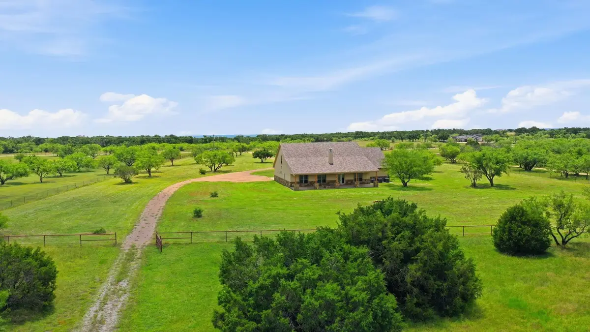 927 Prickly Pear Trail, Gordon, TX 76453 - #1