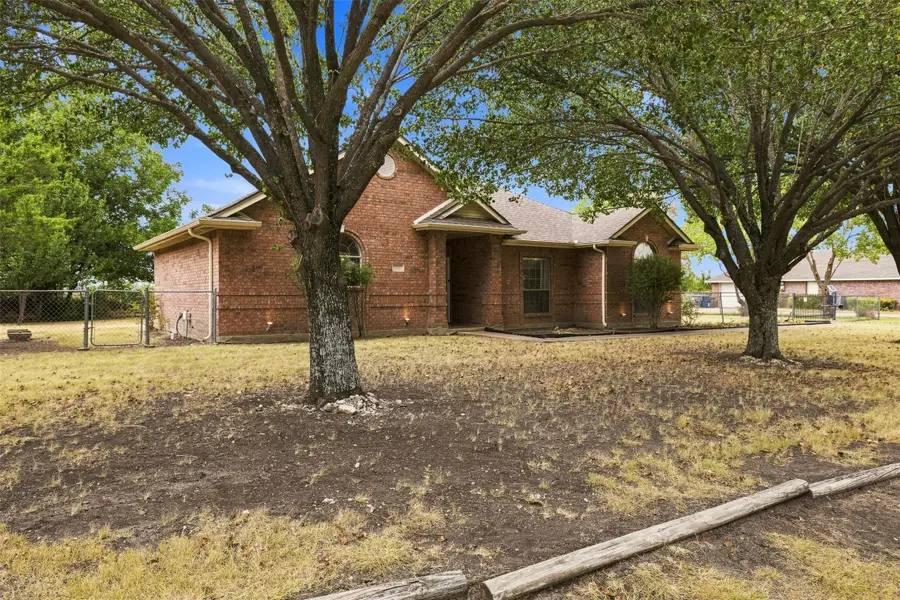 611 Dancer Lane, Lancaster, TX 75146 - #2