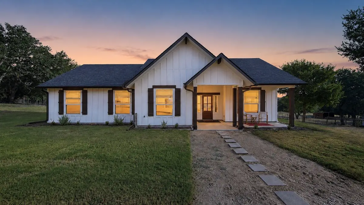 2155 County Road 197, Jonesboro, TX 76538 - #1