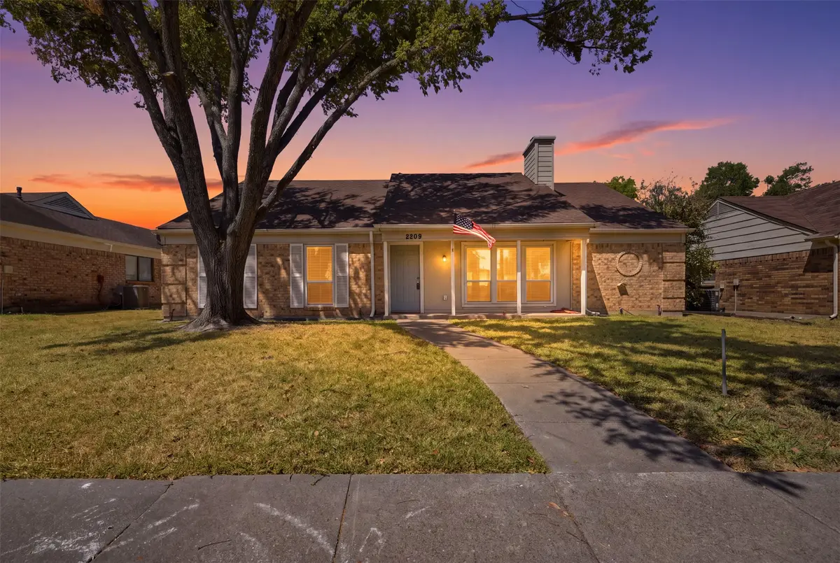 2209 Salerno Drive, Mesquite, TX 75150 - #1