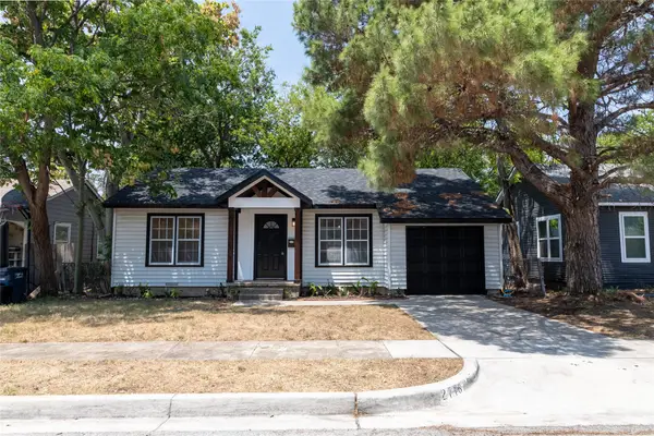 2716 Frazier Avenue, Fort Worth, TX 76110
