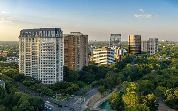 3505 Turtle Creek Boulevard #18C, Dallas, TX 75219