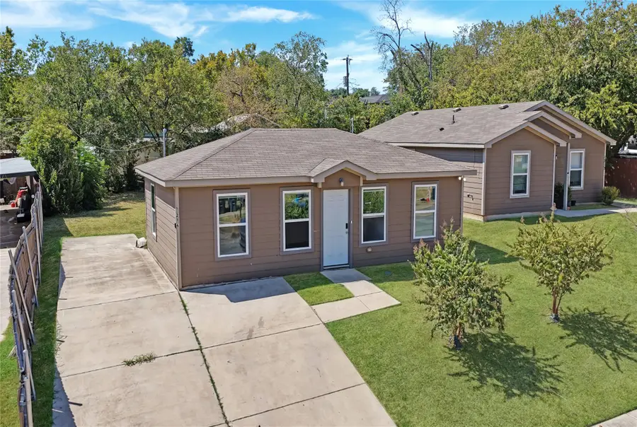1216 E Powell Avenue, Fort Worth, TX 76104 - #3