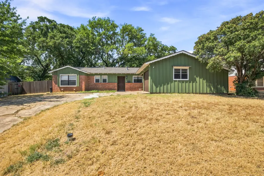 810 Arthur Drive, Arlington, TX 76013 - #2