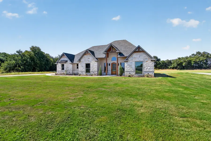 129 Heritage Springs Drive, Weatherford, TX 76087 - #3