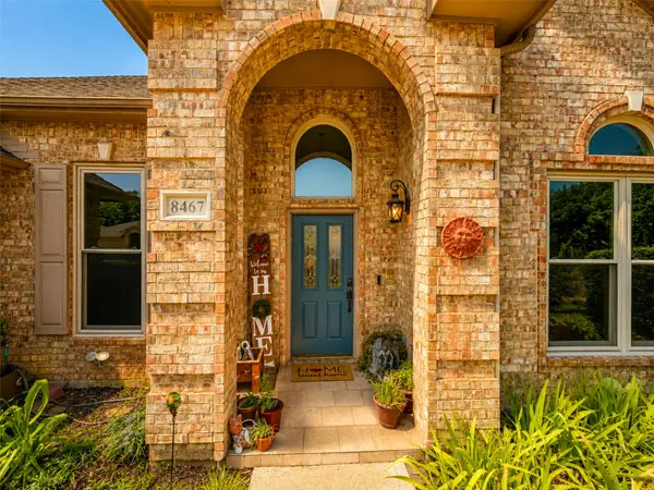 8467 Muirwood Trail, Fort Worth, TX 76137