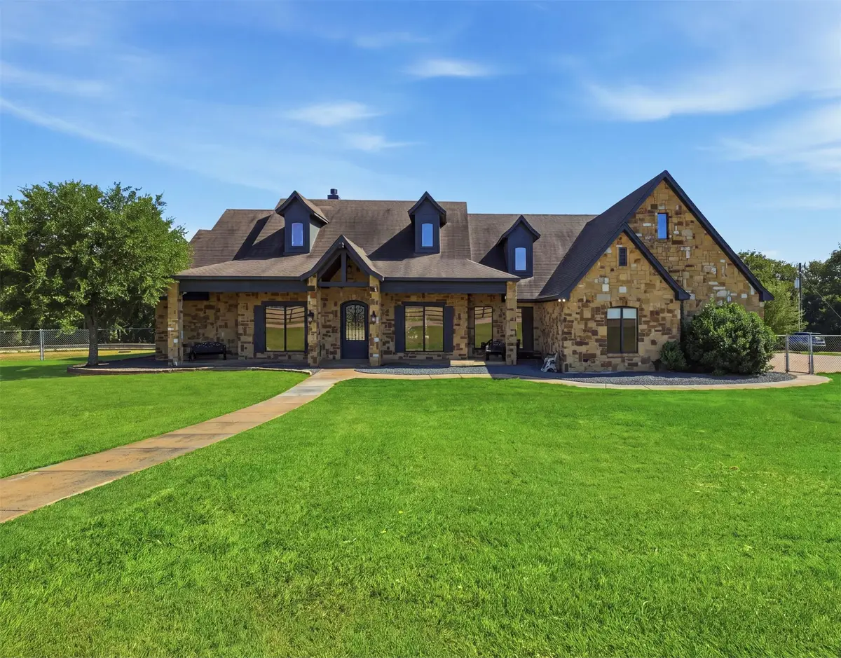 6808 Nine Mile Bridge, Fort Worth, TX 76135 - #1