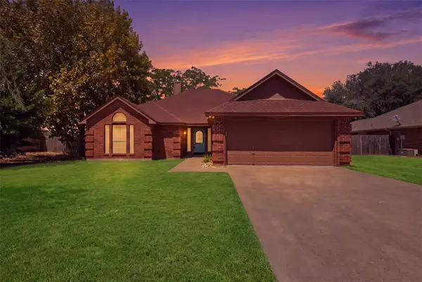 1507 Saddle Creek Court, Granbury, TX 76048