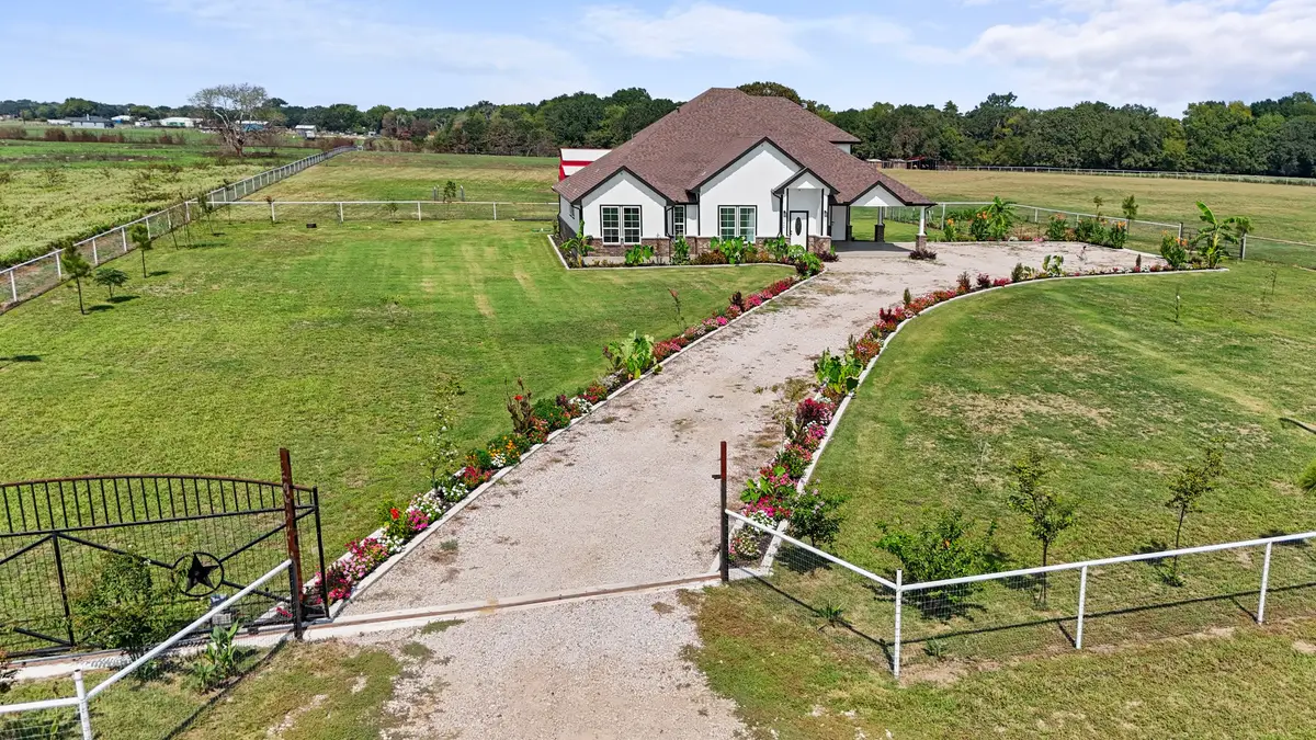 233 Private Road #7786, Wills Point, TX 75169 - #1